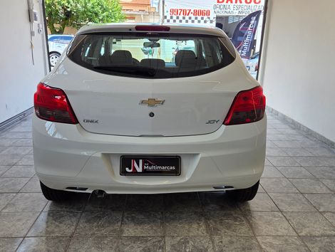 Chevrolet ONIX HATCH Joy 1.0 8V Flex 5p Mec.