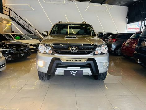 Toyota Hilux CD SRV D4-D 4x4 3.0 TDI Diesel Aut
