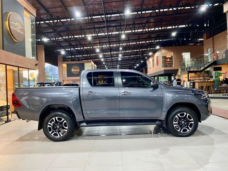 Toyota Hilux CD SRV 4x4 2.8 TDI Diesel Aut.