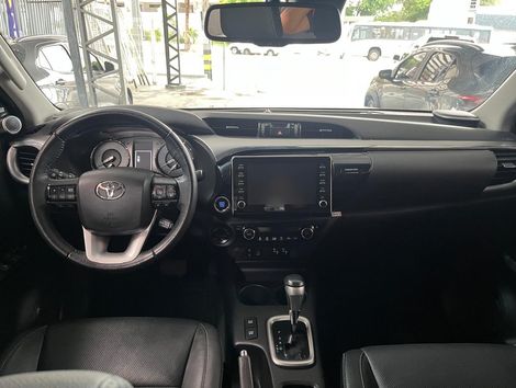 Toyota Hilux CD SRX 4x4 2.8 TDI 16V Diesel Aut.