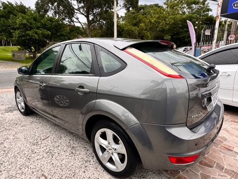 Ford Focus 1.6 S/SE/SE Plus Flex 8V/16V  5p