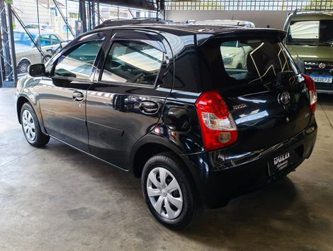 Toyota ETIOS XS  1.3 Flex 16V 5p Mec.