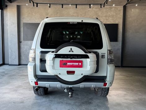 Mitsubishi Pajero HPE Full 3.2 4x4 T.I.Dies. 5p Aut