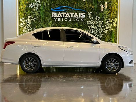 Nissan VERSA SV 1.6 16V FlexStart 4p Mec.