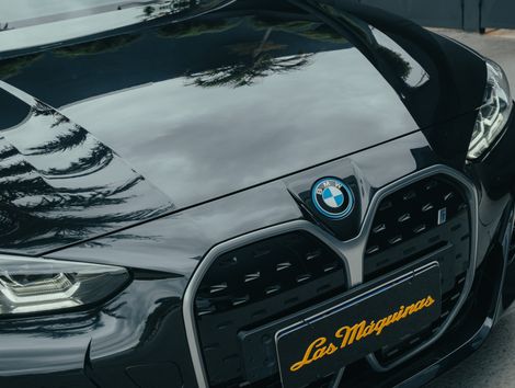 BMW i4 e-Drive 35 M Sport (Elétrico)