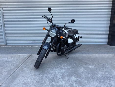 Royal Enfield Shotgun 650 Mid