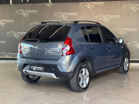 Renault SANDERO STEPWAY Hi-Flex 1.6 16V 5p