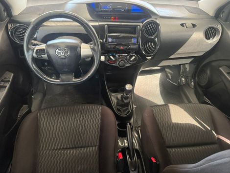 Toyota ETIOS X Sedan 1.5 Flex 16V 4p Mec.