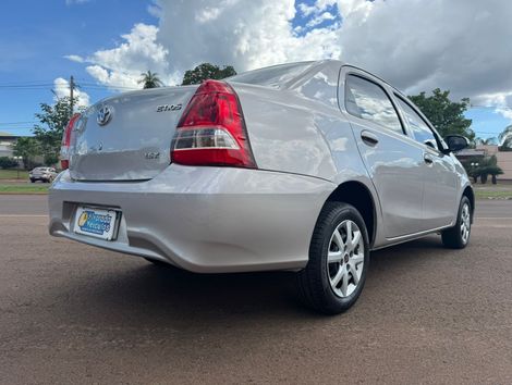 Toyota ETIOS X Sedan 1.5 Flex 16V 4p Mec.