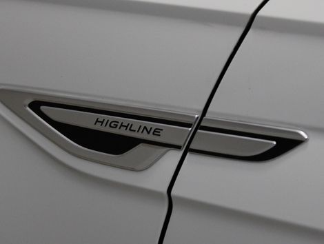 VolksWagen Nivus Highline 1.0 200 TSI Flex Aut.