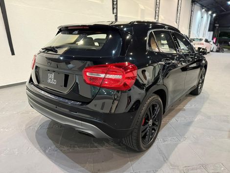 Mercedes GLA 200 Vision 1.6/1.6 TB 16V Flex Aut.