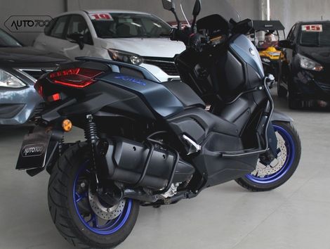 YAMAHA XMAX 250 CONNECTED 