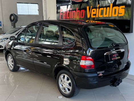 Renault Scénic Hi-Flex/Express. Hi-Flex 1.6 16V