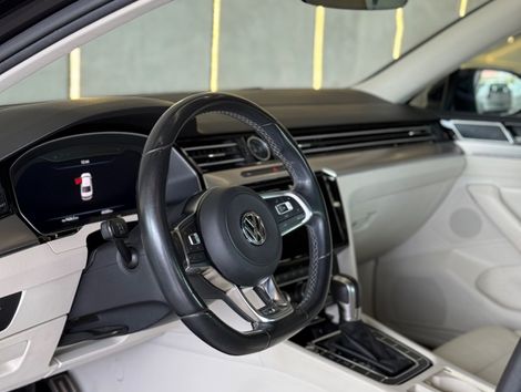 VolksWagen Passat Highline 2.0 TSI 220cv Tip.