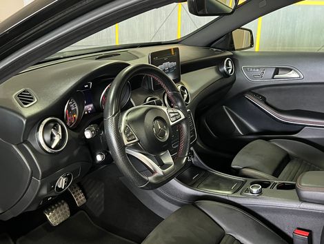 Mercedes GLA 250 Sport 2.0 TB 16V 4x2  211cv Aut.