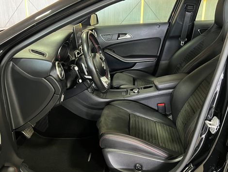 Mercedes GLA 250 Sport 2.0 TB 16V 4x2  211cv Aut.