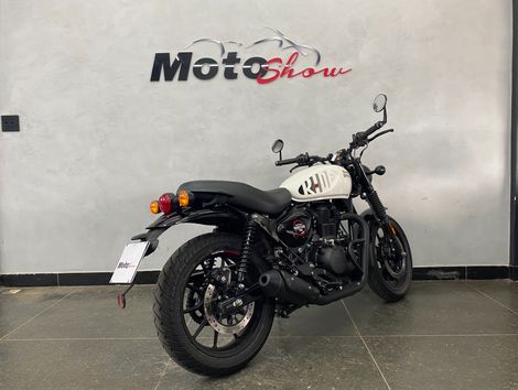 Royal Enfield Hunter 350 Dapper