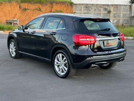 Mercedes GLA 200 Advance 1.6/1.6 TB 16V Flex Aut.