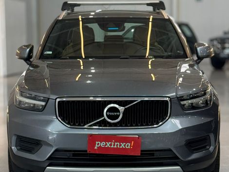 Volvo XC 40 T-5 MOMENTUM 2.0 252cv AWD