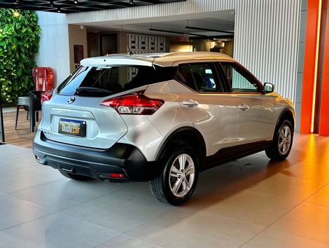 Nissan KICKS S Direct 1.6 16V Flex 5p Aut.