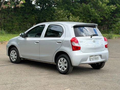 Toyota ETIOS X 1.3 Flex 16V 5p Mec.