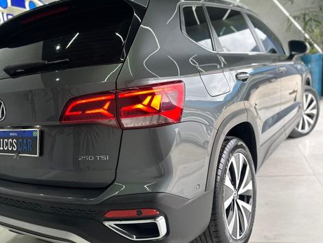 VolksWagen TAOS Highline 1.4 250 TSI Flex Aut.