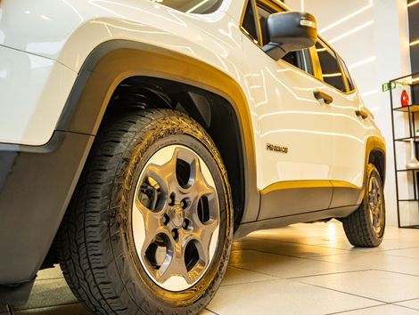 Jeep Renegade 1.8 4x2 Flex 16V Aut.