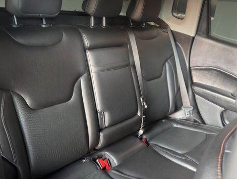 Jeep COMPASS LONGITUDE 2.0 4x4 Dies. 16V Aut.