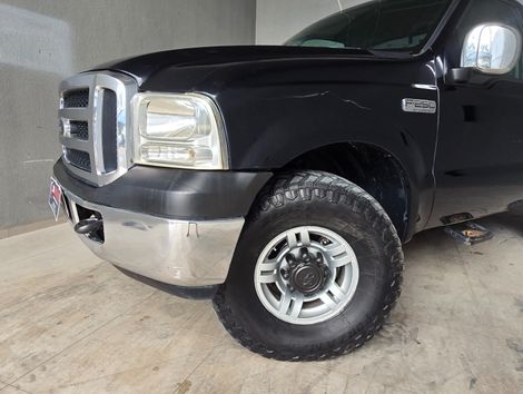 Ford F-250 XLT 3.9 4x2 Diesel TB