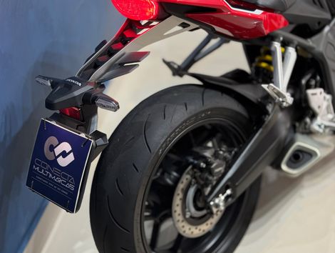 HONDA CBR 650 R