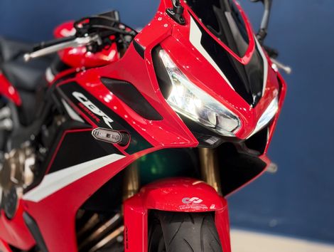 HONDA CBR 650 R