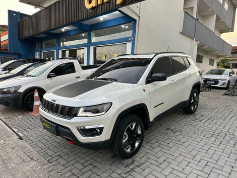 Jeep COMPASS TRAILHAWK 2.0 4x4 Dies. 16V Aut.