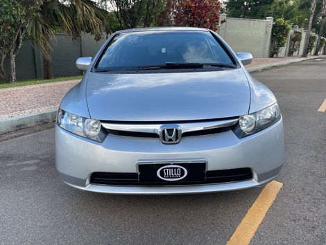 Honda Civic Sedan LXS 1.8/1.8 Flex 16V Mec. 4p