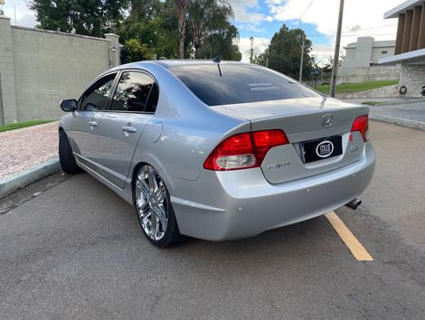 Honda Civic Sedan LXS 1.8/1.8 Flex 16V Mec. 4p