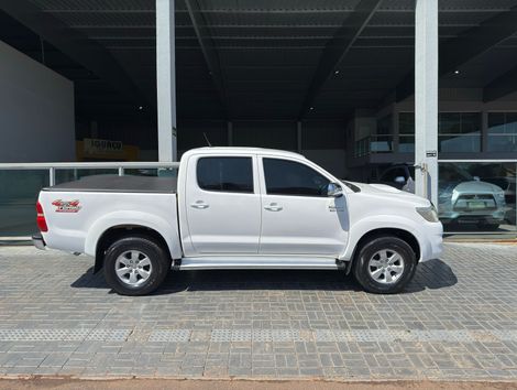 Toyota Hilux CD SRV D4-D 4x4 3.0 TDI Diesel Aut