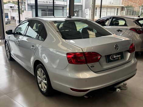 VolksWagen JETTA Comfortline 2.0 T.Flex 8V 4p Tipt.