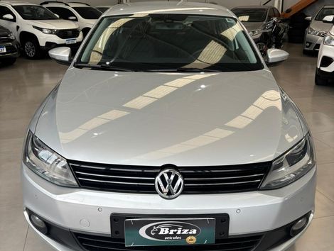 VolksWagen JETTA Comfortline 2.0 T.Flex 8V 4p Tipt.