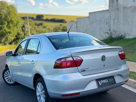 VolksWagen VOYAGE Comfortline  1.0 T.Flex 8V 4p