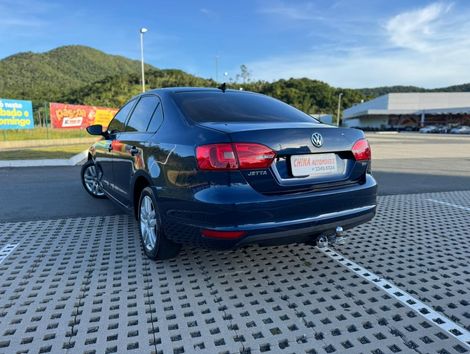 VolksWagen JETTA Comfortline 2.0 T.Flex 8V 4p Tipt.