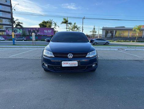 VolksWagen JETTA Comfortline 2.0 T.Flex 8V 4p Tipt.