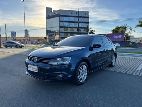VolksWagen JETTA Comfortline 2.0 T.Flex 8V 4p Tipt.