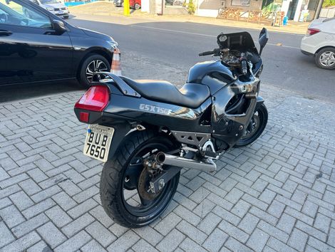 SUZUKI GSX 750 F
