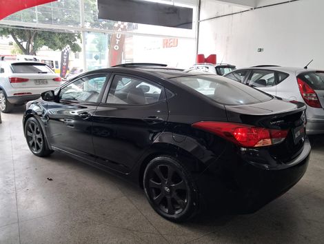 Hyundai Elantra GLS 1.8 16V Aut.