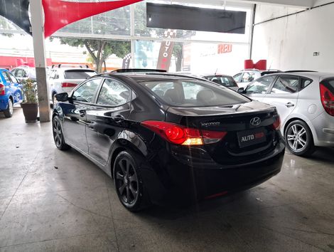 Hyundai Elantra GLS 1.8 16V Aut.