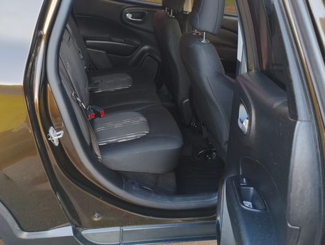 Fiat Toro Freedom 1.8 16V Flex Aut.