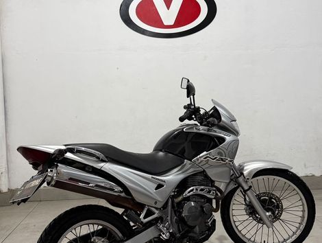 HONDA NX-4 FALCON 400