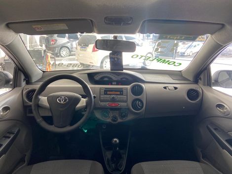 Toyota ETIOS XS Sedan1.5 Flex 16V 4p Mec.