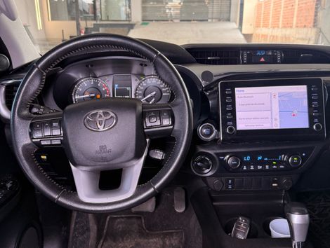 Toyota Hilux CD SRV 4x4 2.7 Flex 16V Aut.