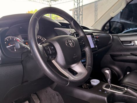 Toyota Hilux CD SRV 4x4 2.7 Flex 16V Aut.