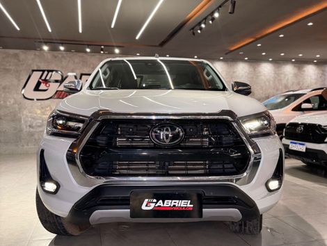 Toyota Hilux CD SRX 4x4 2.8 TDI 16V Diesel Aut.